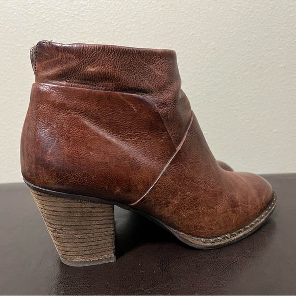 Paul Green Womens 7 UK 9US Booties Stella Stacked Heel Fashion Leather Classic - Picture 5 of 11